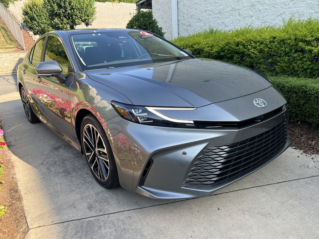 Used 2025 Toyota Camry XLE Sedan