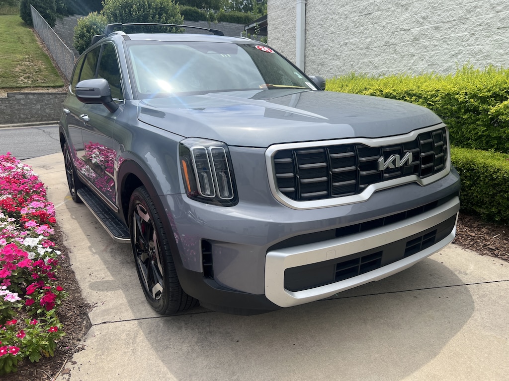 Used 2024 Kia Telluride S SUV
