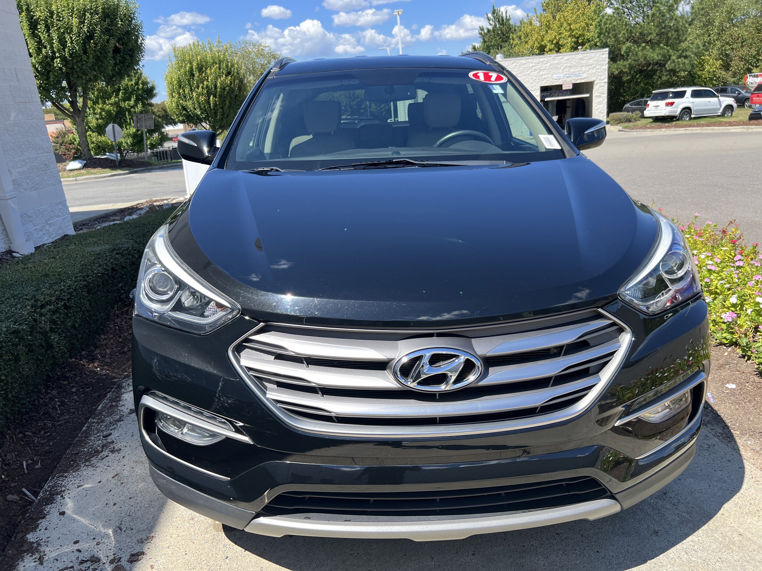 2017 Hyundai Santa Fe Sport photo 2