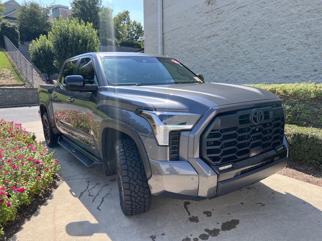 Used 2025 Toyota Tundra 4WD Limited Pickup