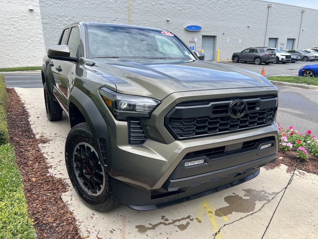 Used 2026 Toyota Tacoma 4WD TRD Off Road Hybrid Pickup