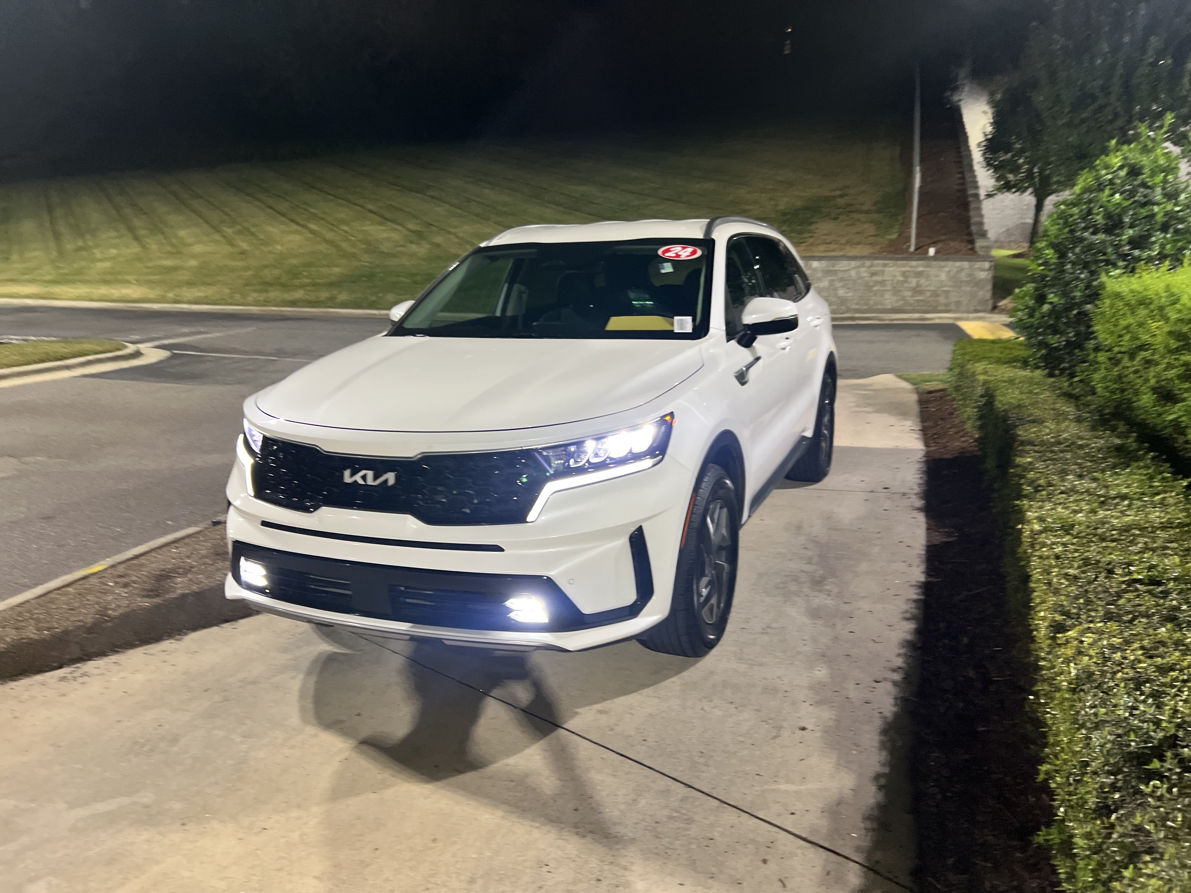 Used 2024 Kia Sorento Hybrid EX SUV