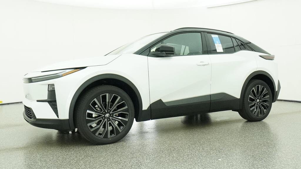 2026 Toyota C-HR XSE