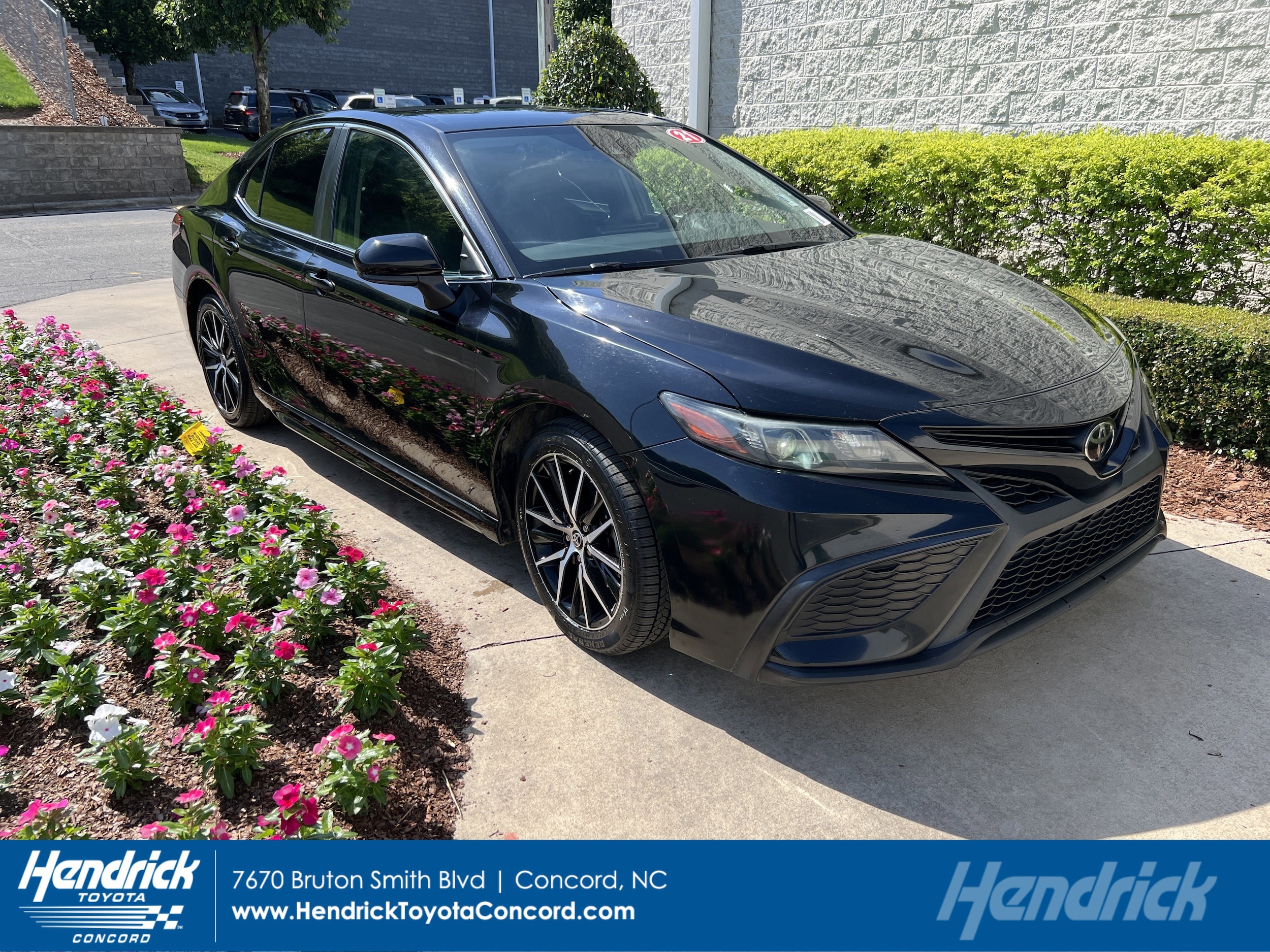 2021 Toyota Camry 2.5 Auto SE's photo