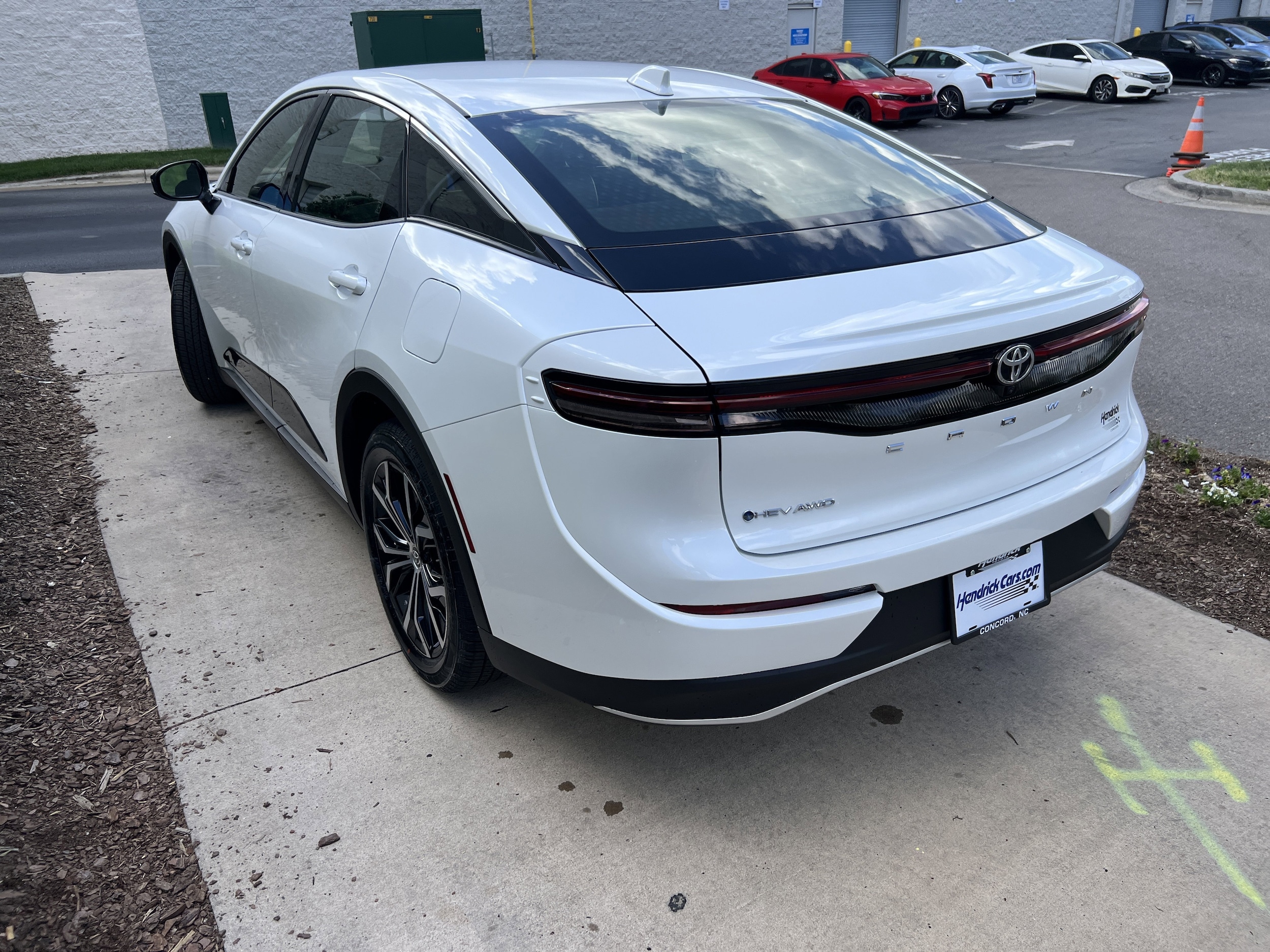 2026 Toyota Crown XLE photo 5