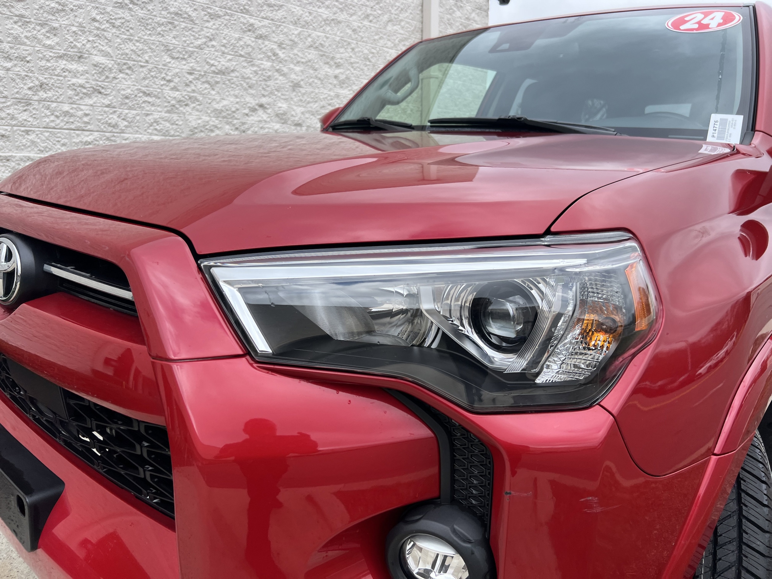 2024 Toyota 4Runner SR5 Premium photo 4