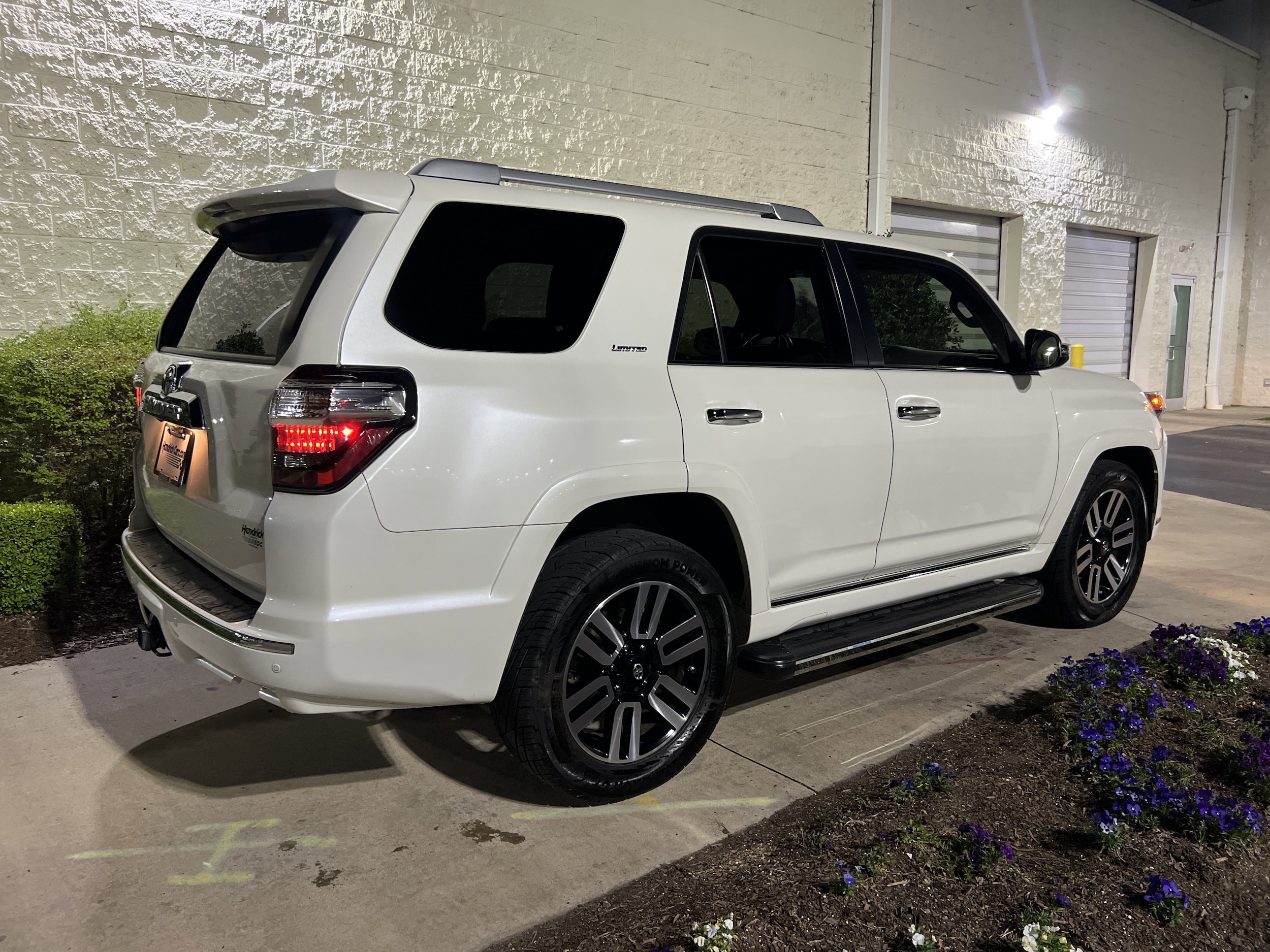 2018 Toyota 4Runner Limited photo 3