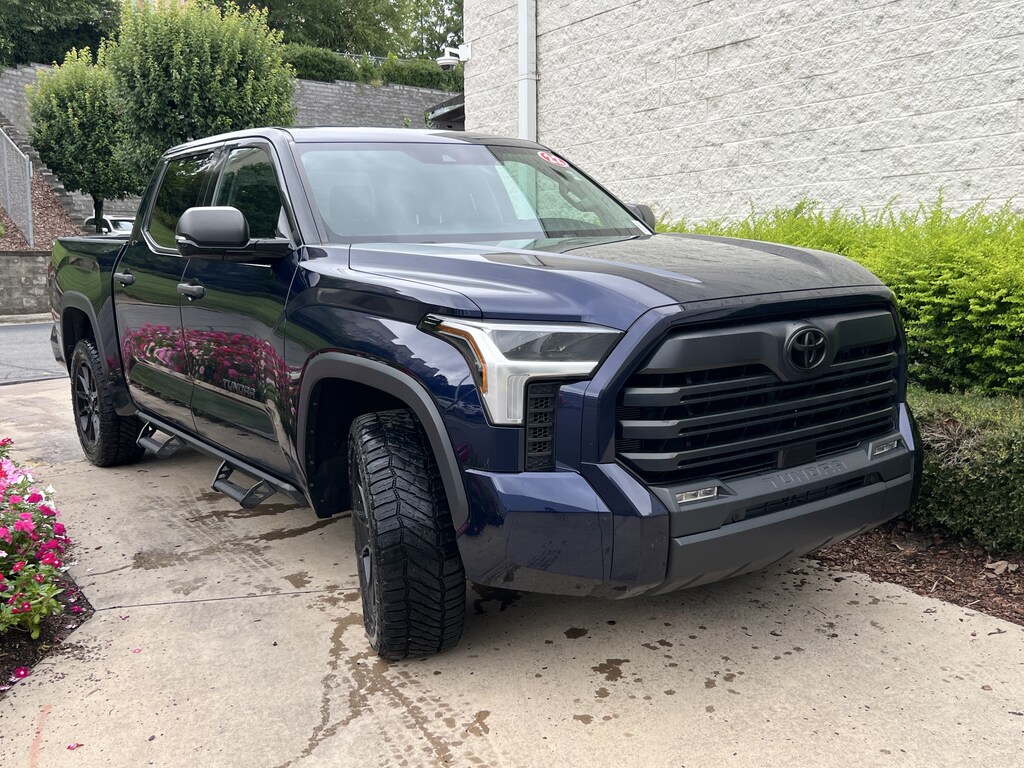 Used 2022 Toyota Tundra 4WD SR5 Pickup