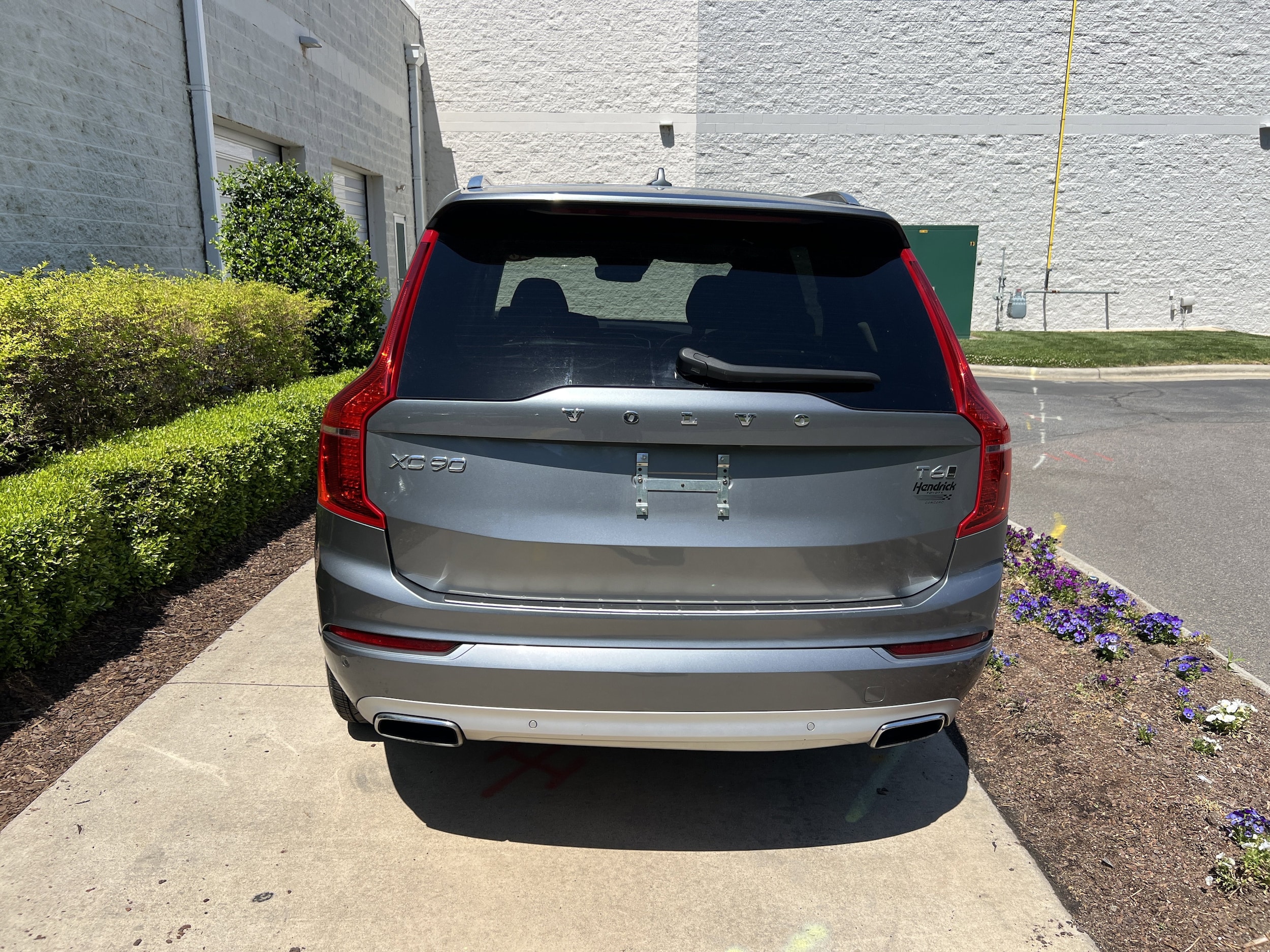 2020 Volvo XC90 Momentum photo 3