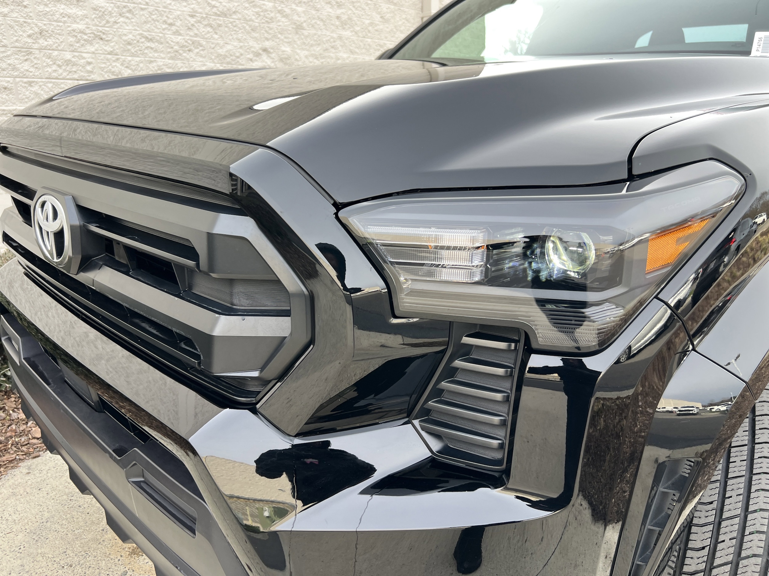 2025 Toyota Tacoma 4WD SR photo 4