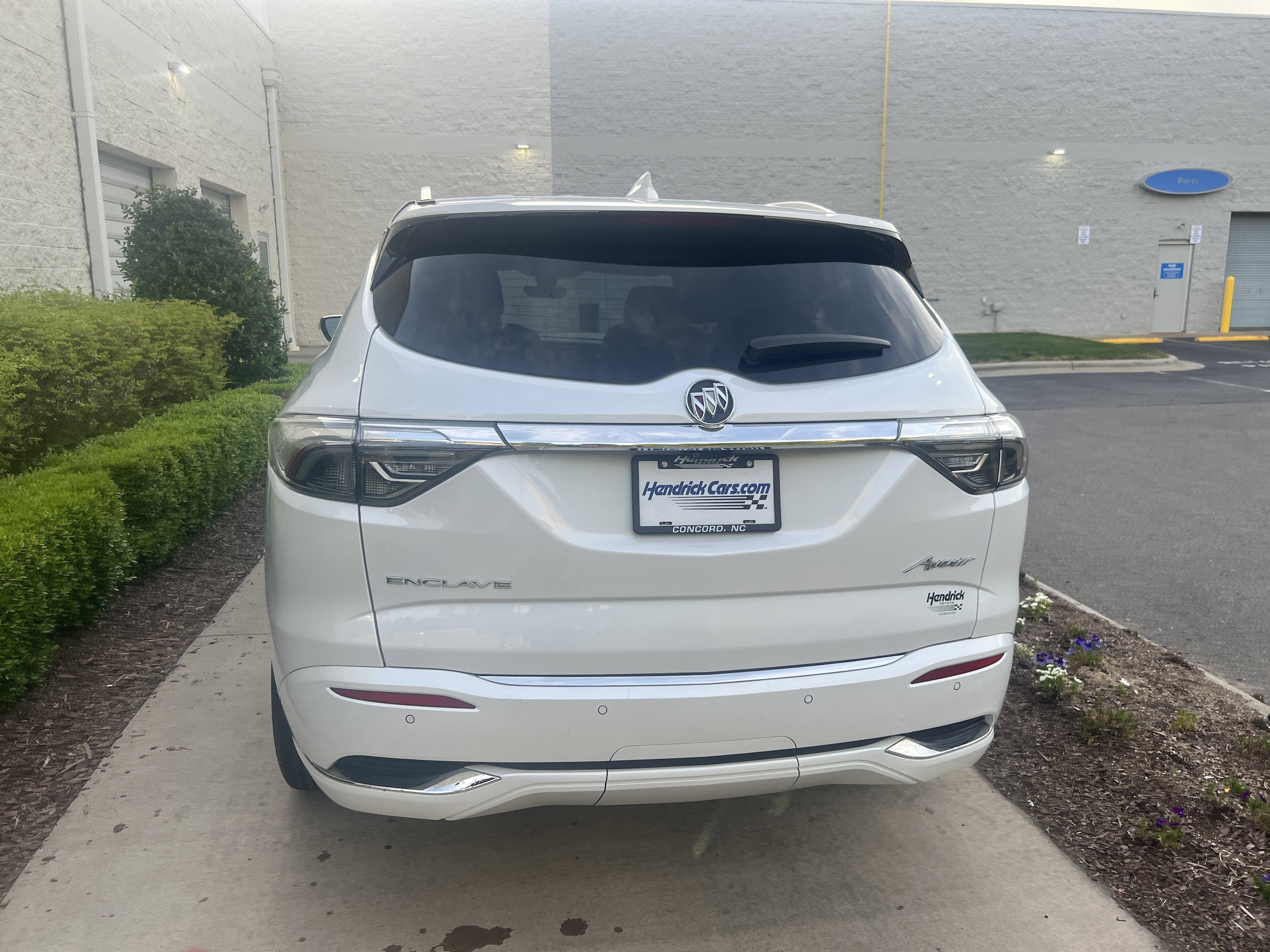 2023 Buick Enclave Avenir photo 3