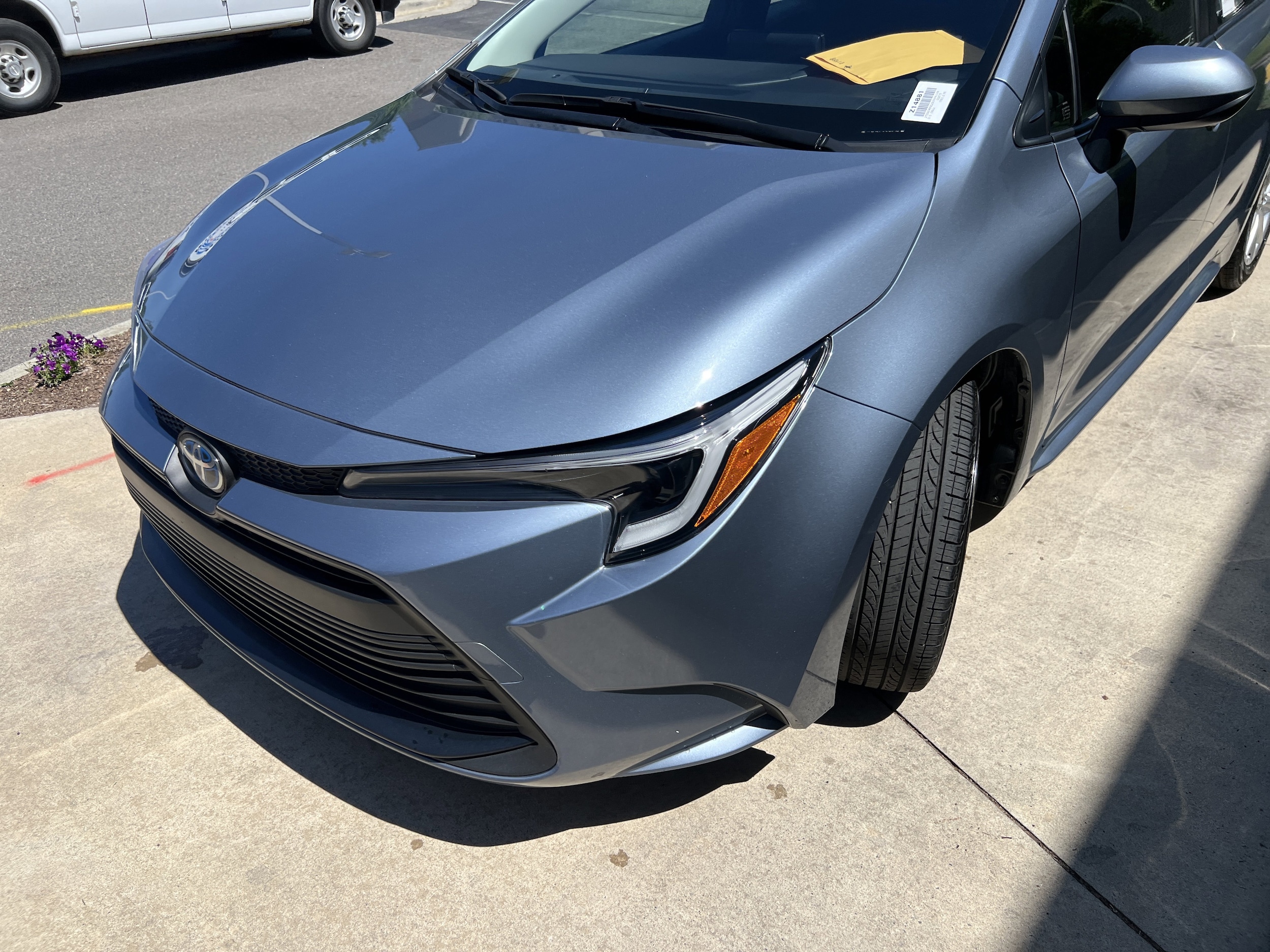 2025 Toyota Corolla Hybrid LE photo 4