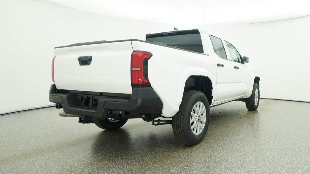 Toyota Tacoma 2WD SR Double Cab 5 Bed AT