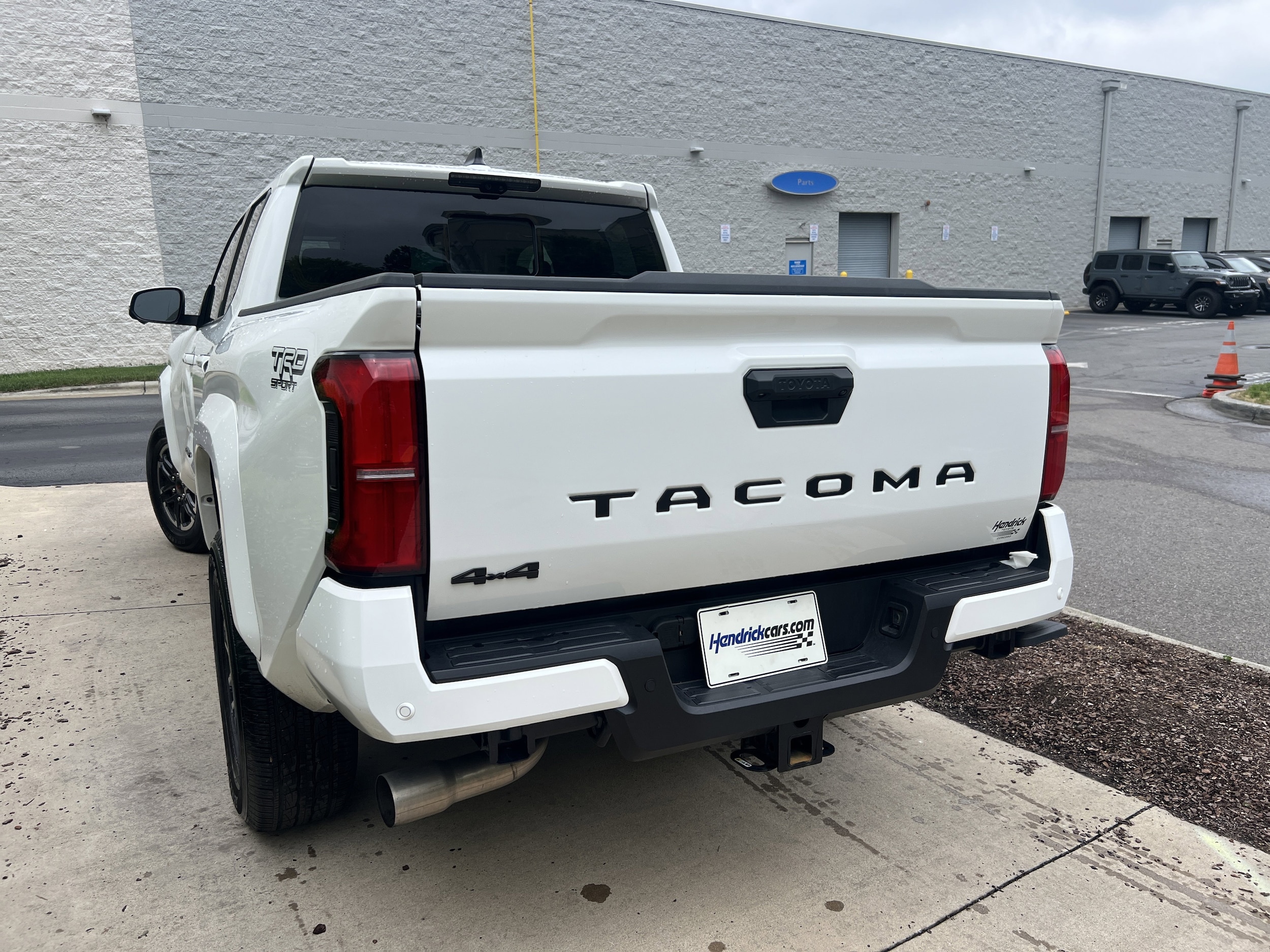 2025 Toyota Tacoma 4WD TRD Sport photo 6