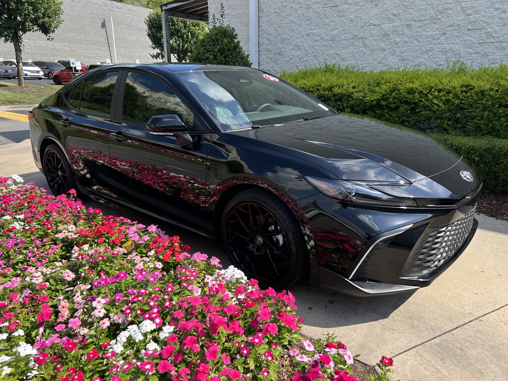 Used 2026 Toyota Camry SE Sedan