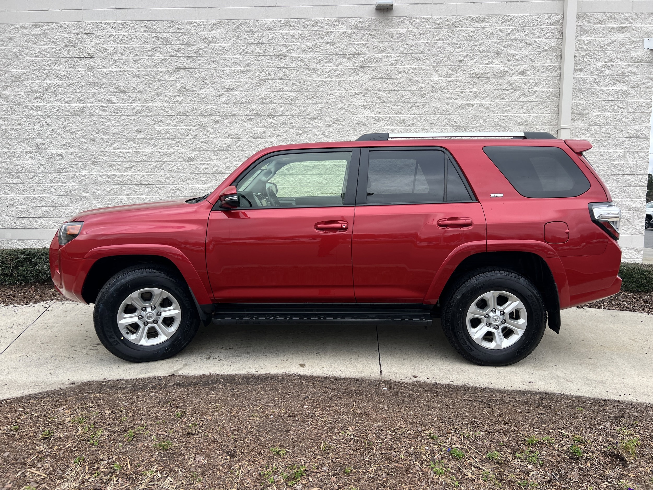 2024 Toyota 4Runner SR5 Premium photo 5