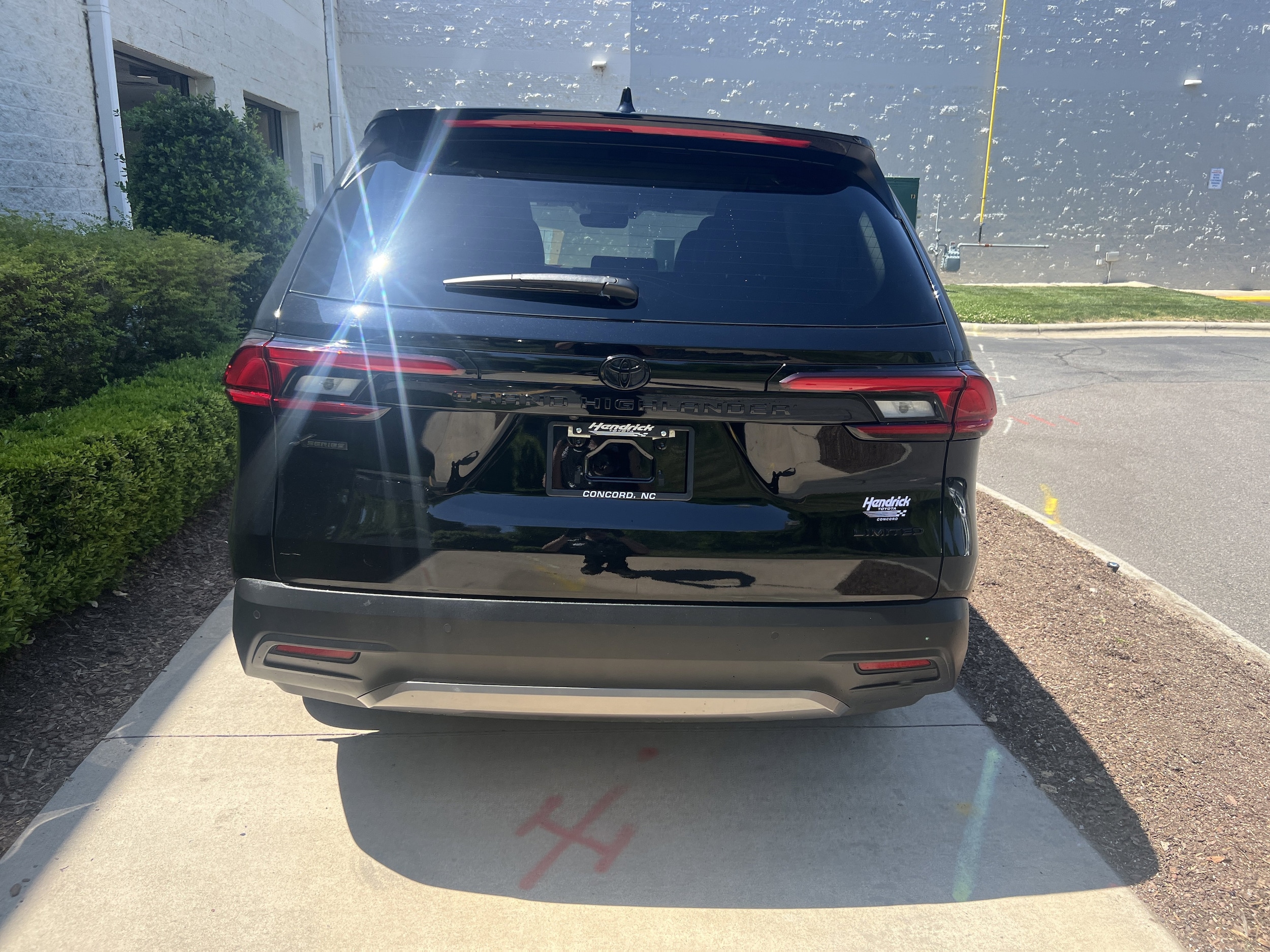 2026 Toyota Grand Highlander Limited photo 3