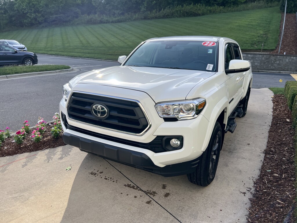 Used 2023 Toyota Tacoma 2WD SR5 Pickup