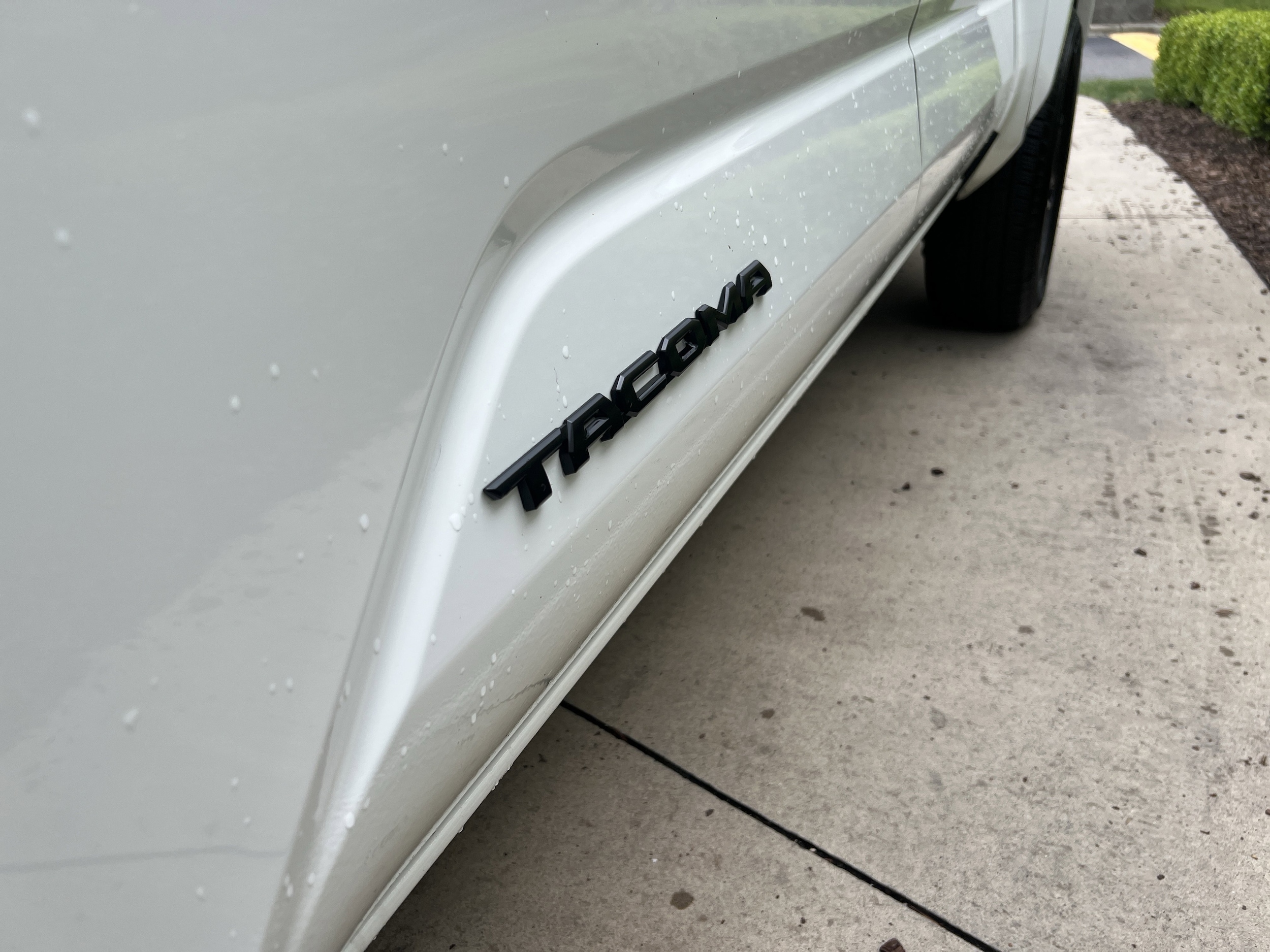 2025 Toyota Tacoma 4WD TRD Sport photo 5