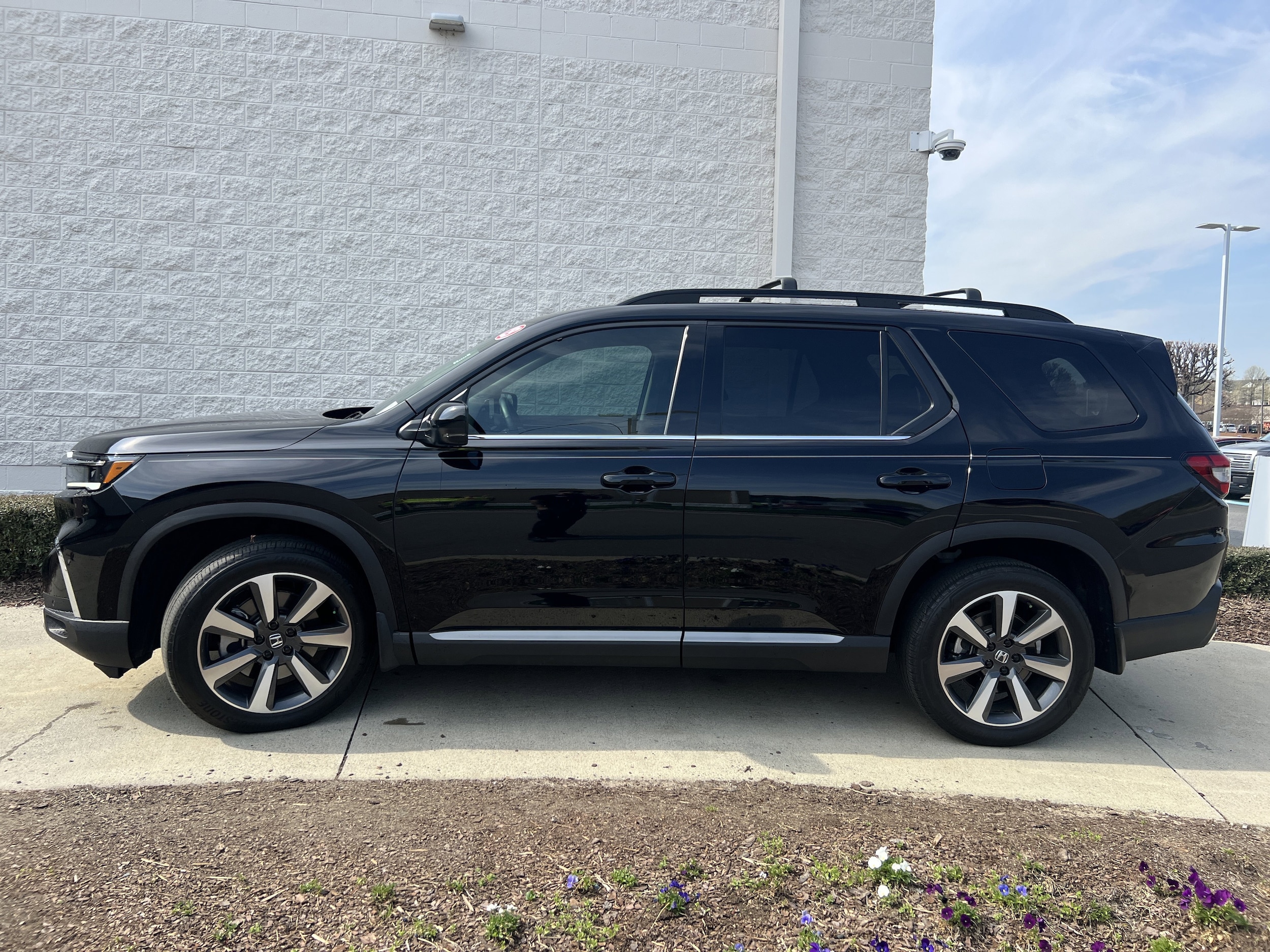 2023 Honda Pilot Elite photo 5