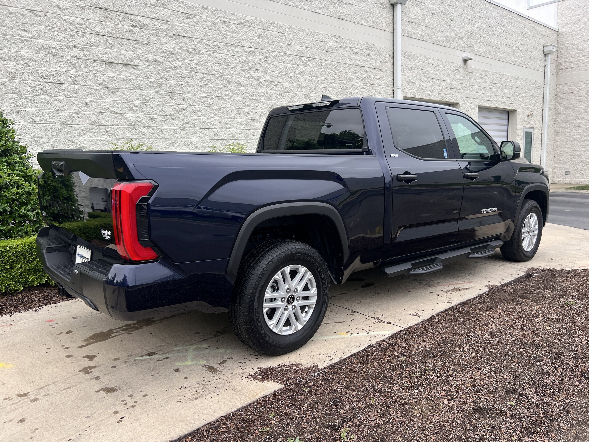 2024 Toyota Tundra 4WD SR5 photo 3