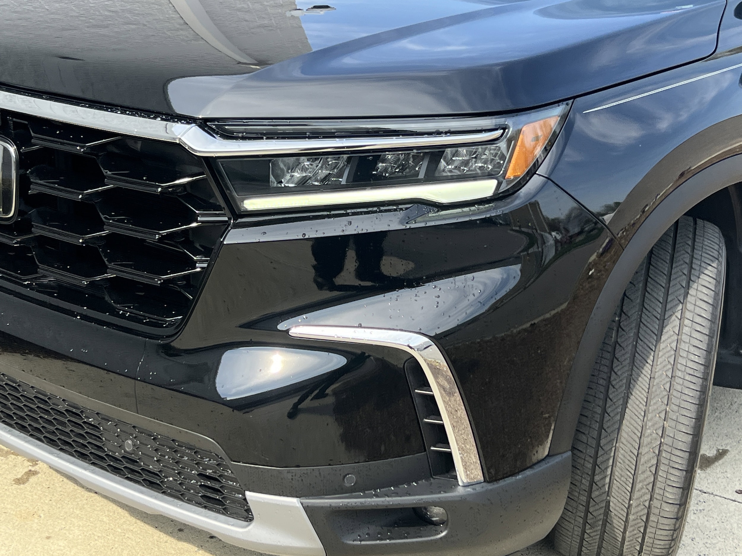 2023 Honda Pilot Elite photo 4