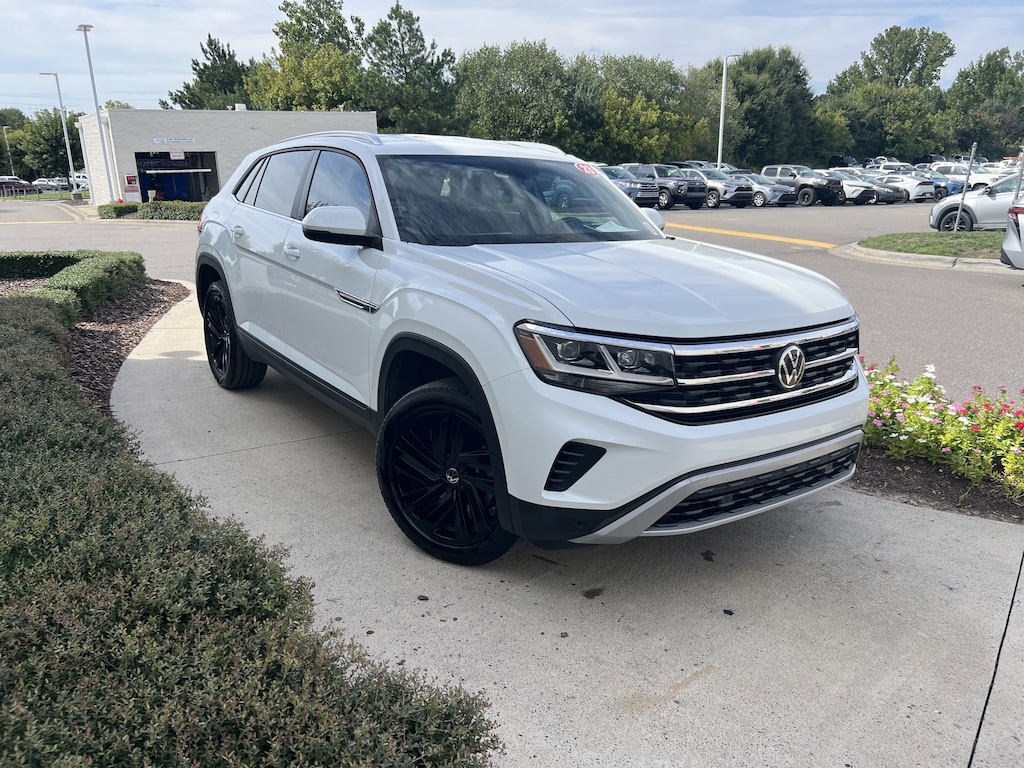 Used 2023 Volkswagen Atlas Cross Sport 3.6L V6 SE w/Technology SUV