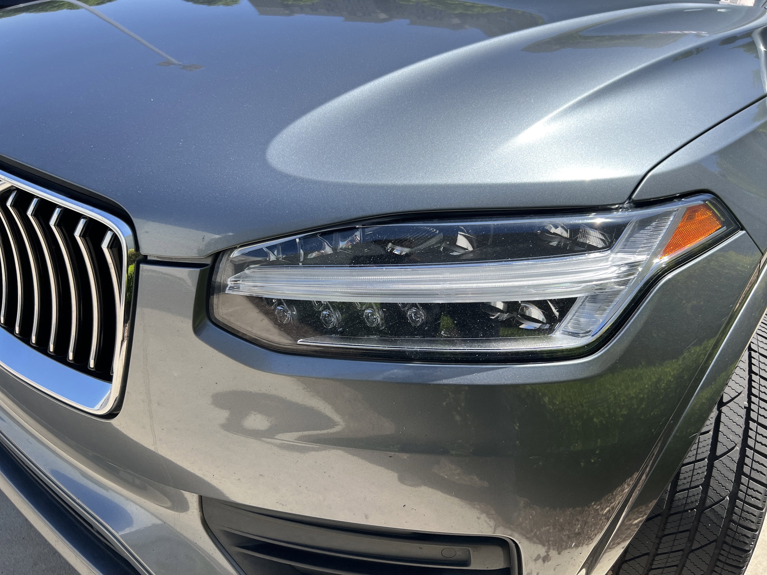 2020 Volvo XC90 Momentum photo 5