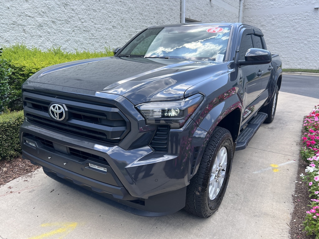 Used 2024 Toyota Tacoma 4WD SR5 Pickup