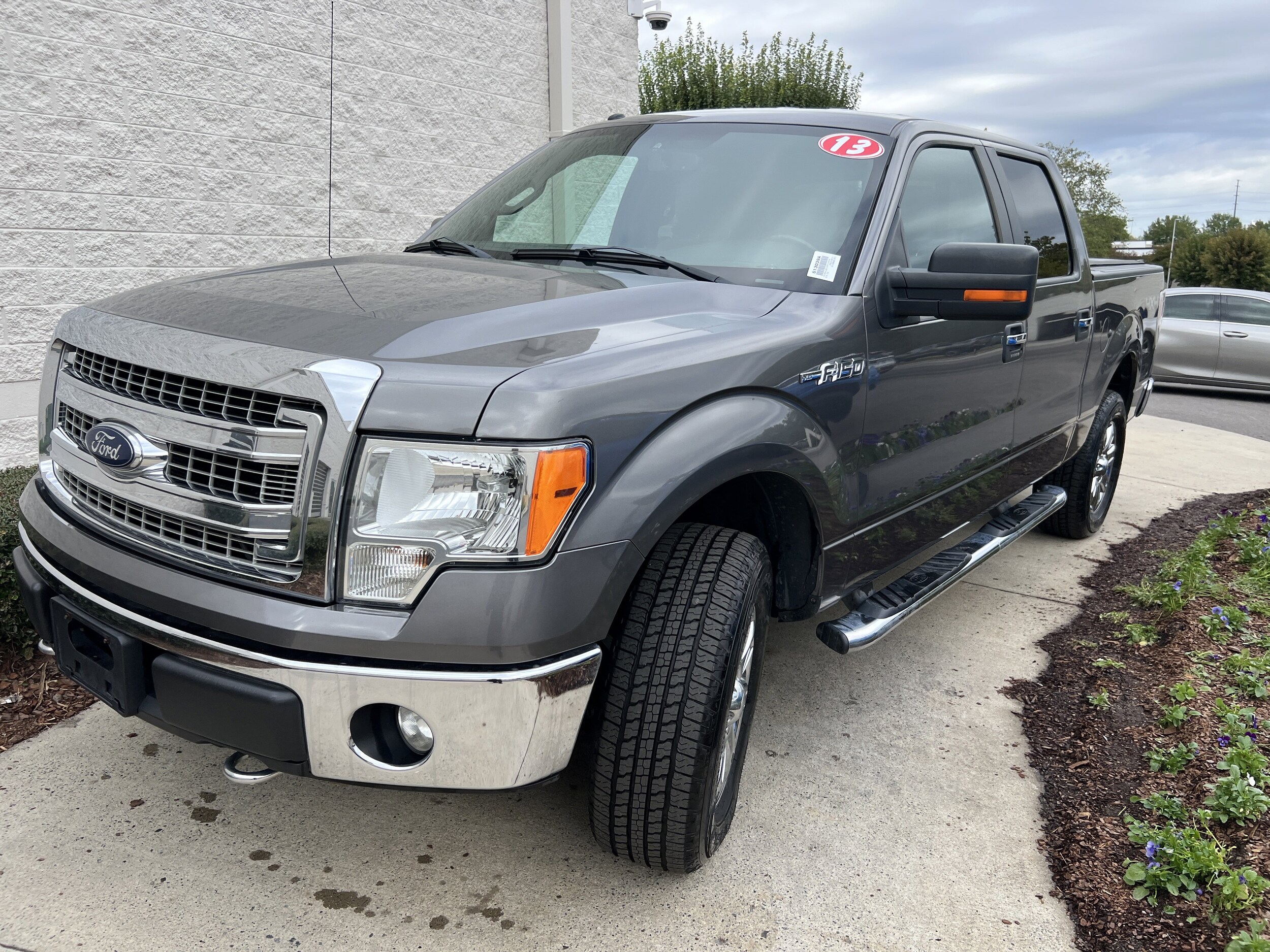 2013 Ford F-150 XLT photo 3