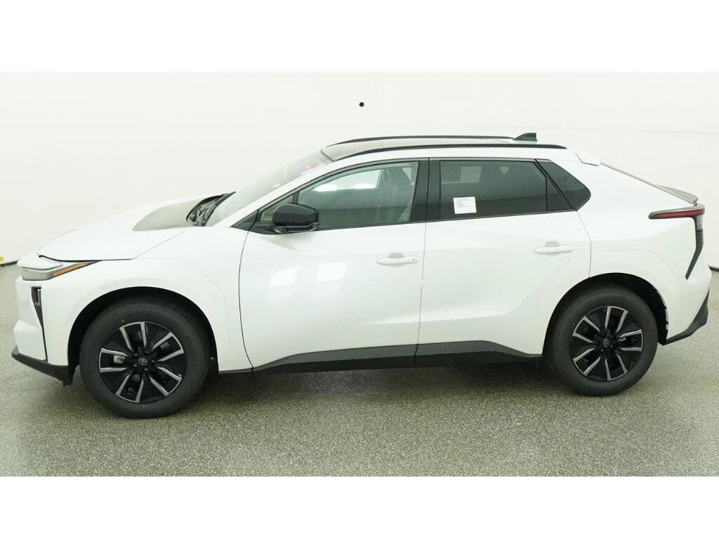 Toyota BZ XLE Plus