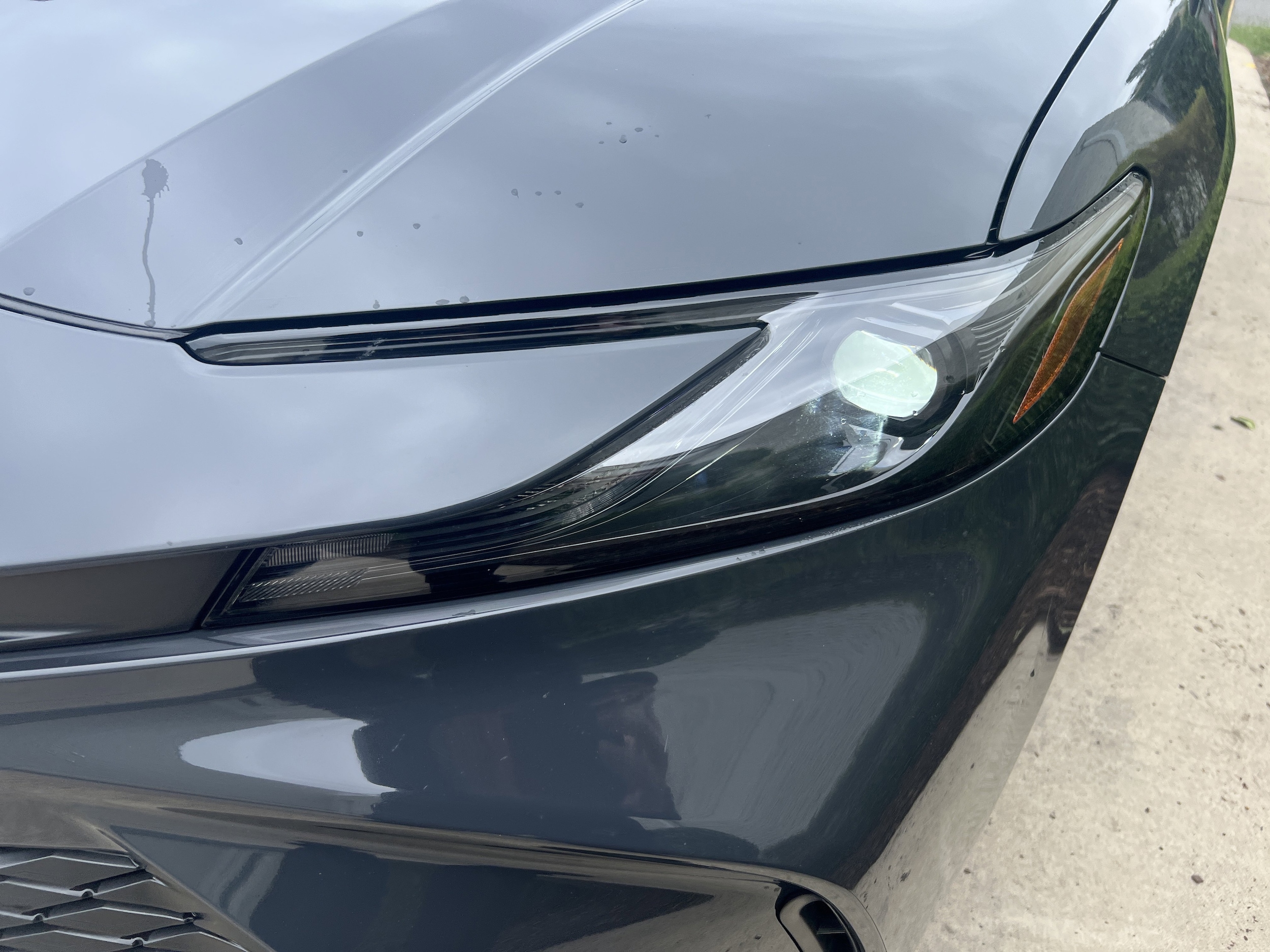 2025 Toyota Camry LE photo 4