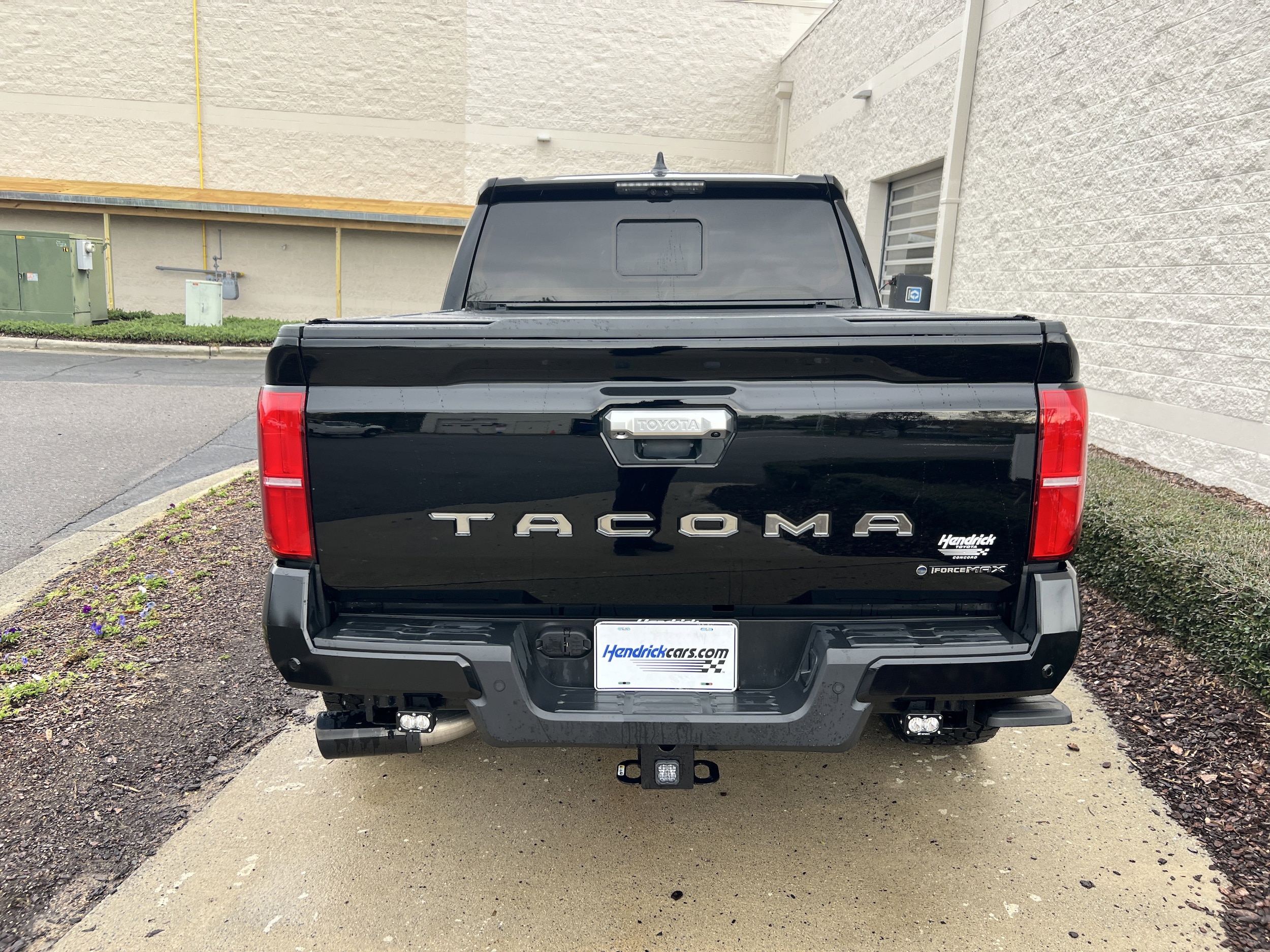 2024 Toyota Tacoma 4WD Limited Hybrid photo 3