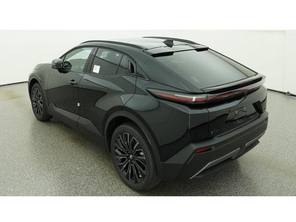 2026 Toyota C-HR XSE