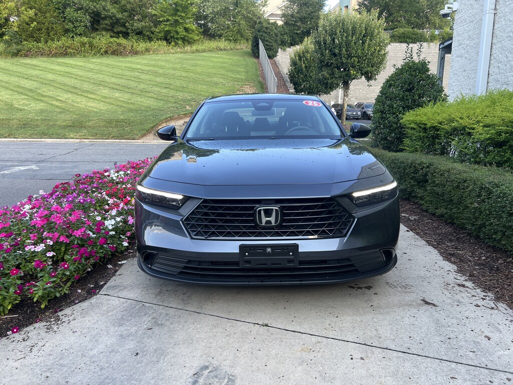 Used 2025 Honda Accord SE Sedan
