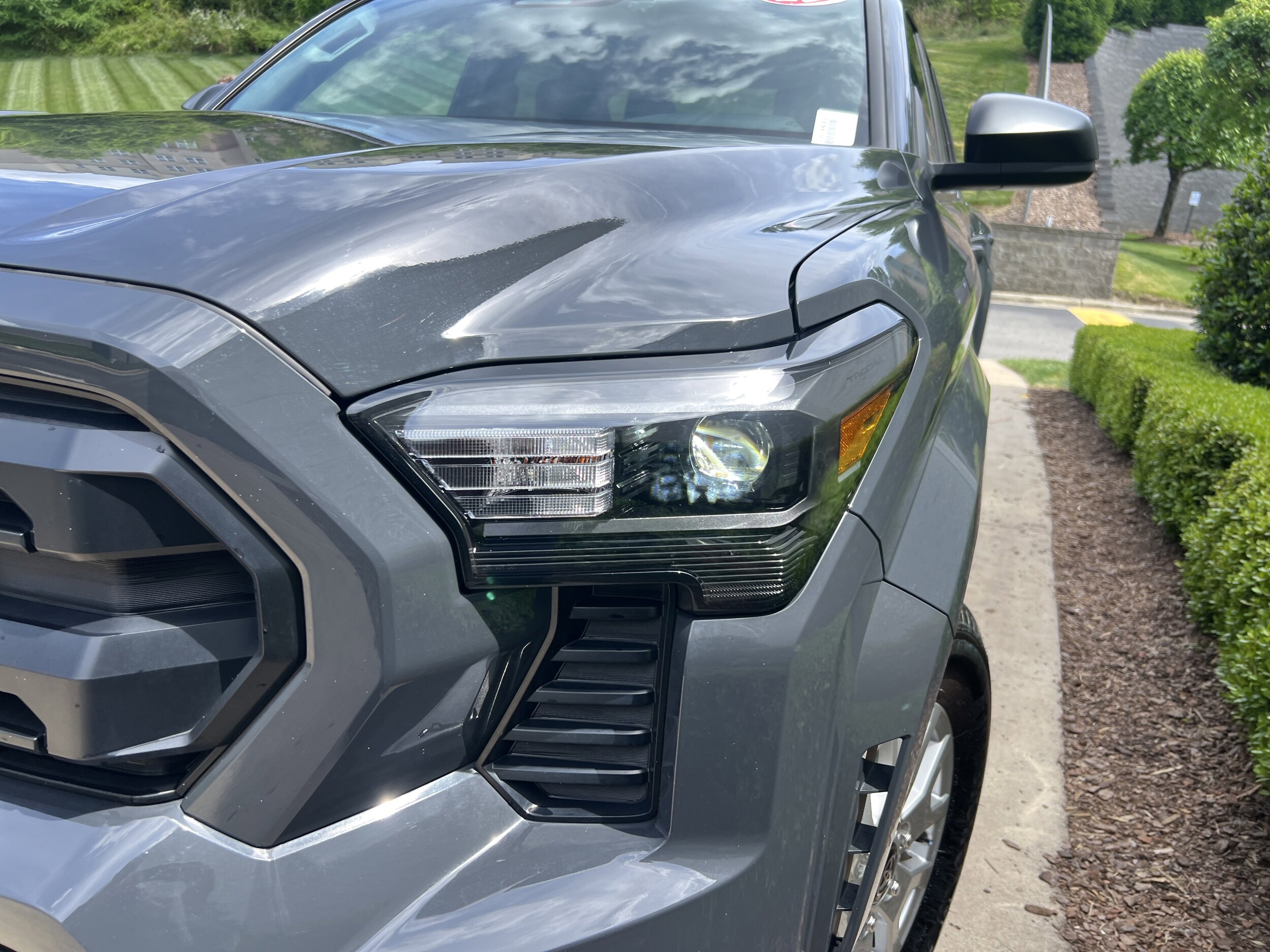 2025 Toyota Tacoma 2WD SR photo 4