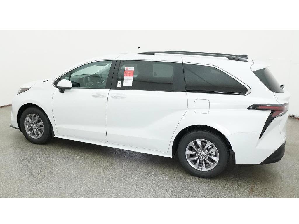 Toyota Sienna XLE