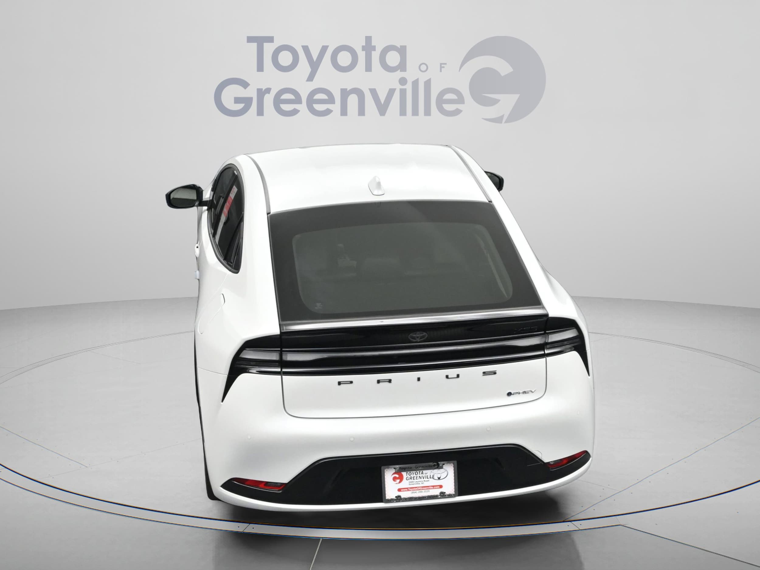 2025 Toyota Prius XSE - Photo 14