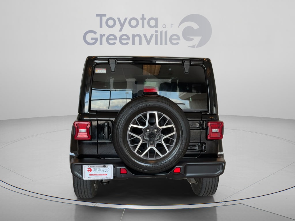 Used 2024 Jeep Wrangler Sahara SUV