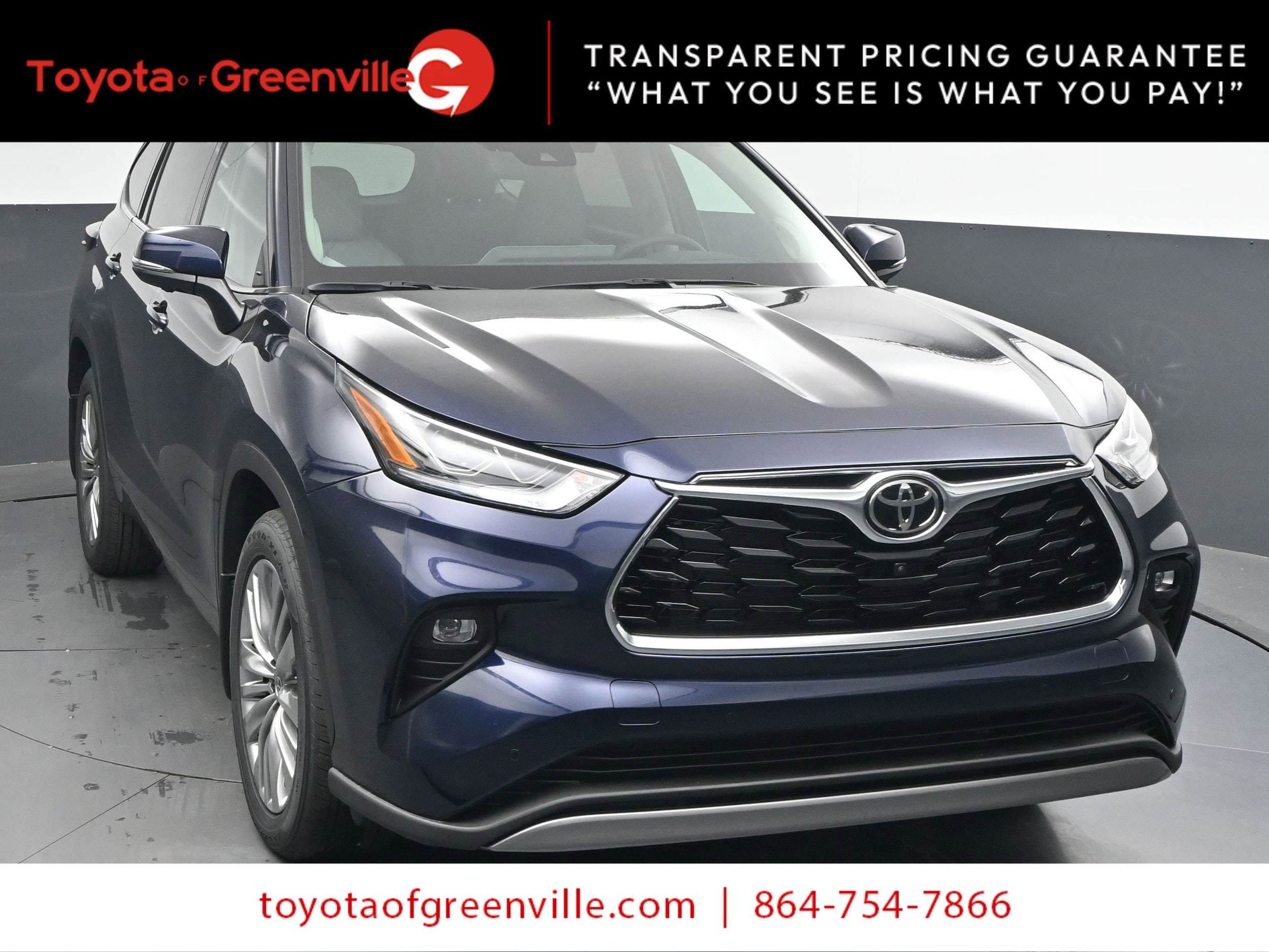 2026 Toyota Highlander Platinum's photo