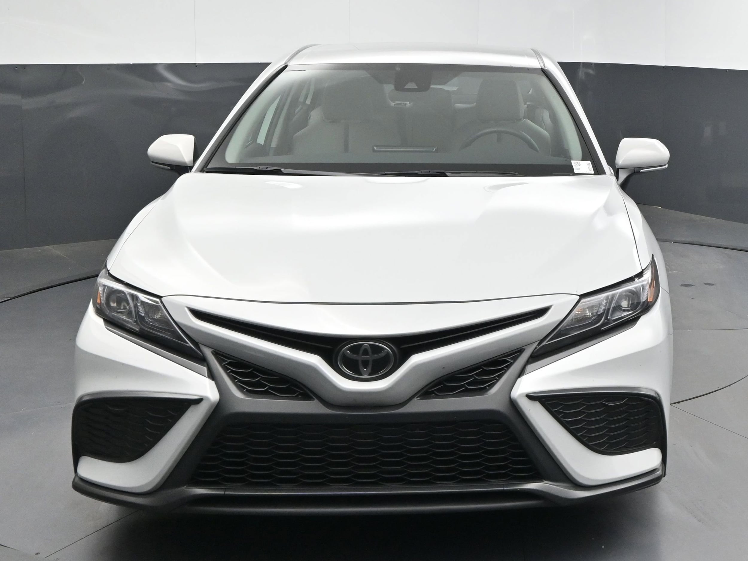 Used 2024 Toyota Camry SE with VIN 4T1G11AK8RU261850 for sale in Greenville, SC