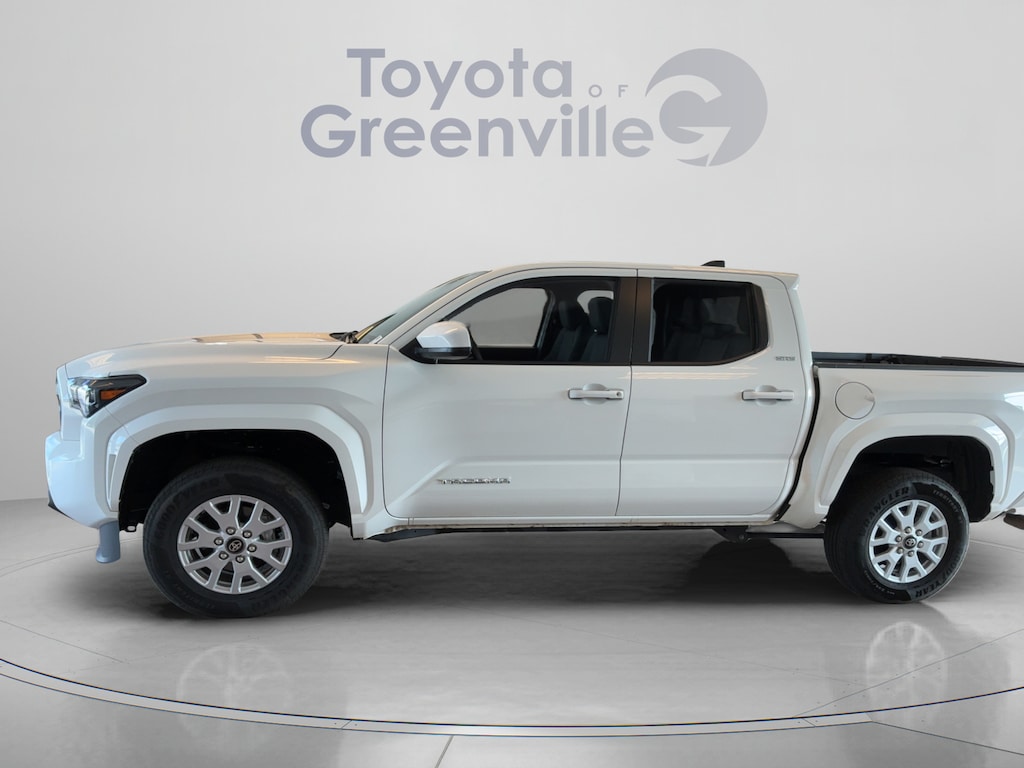 Used 2025 Toyota Tacoma SR5 Truck Double Cab