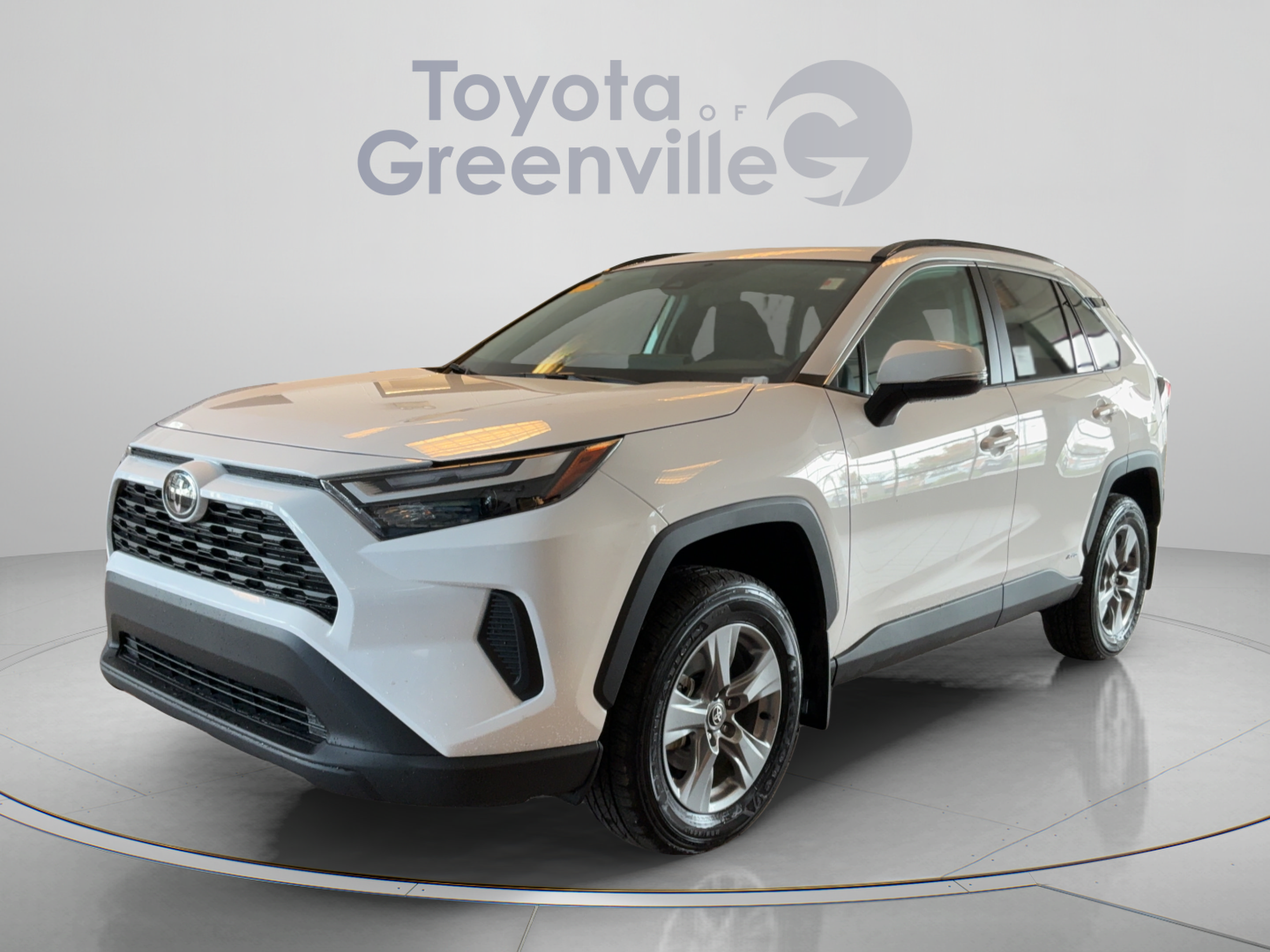 2025 Toyota RAV4 Hybrid XLE SUV