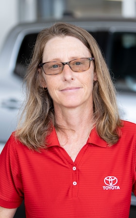 Staff member Lea Dobson from ID_90789c2a8b2a