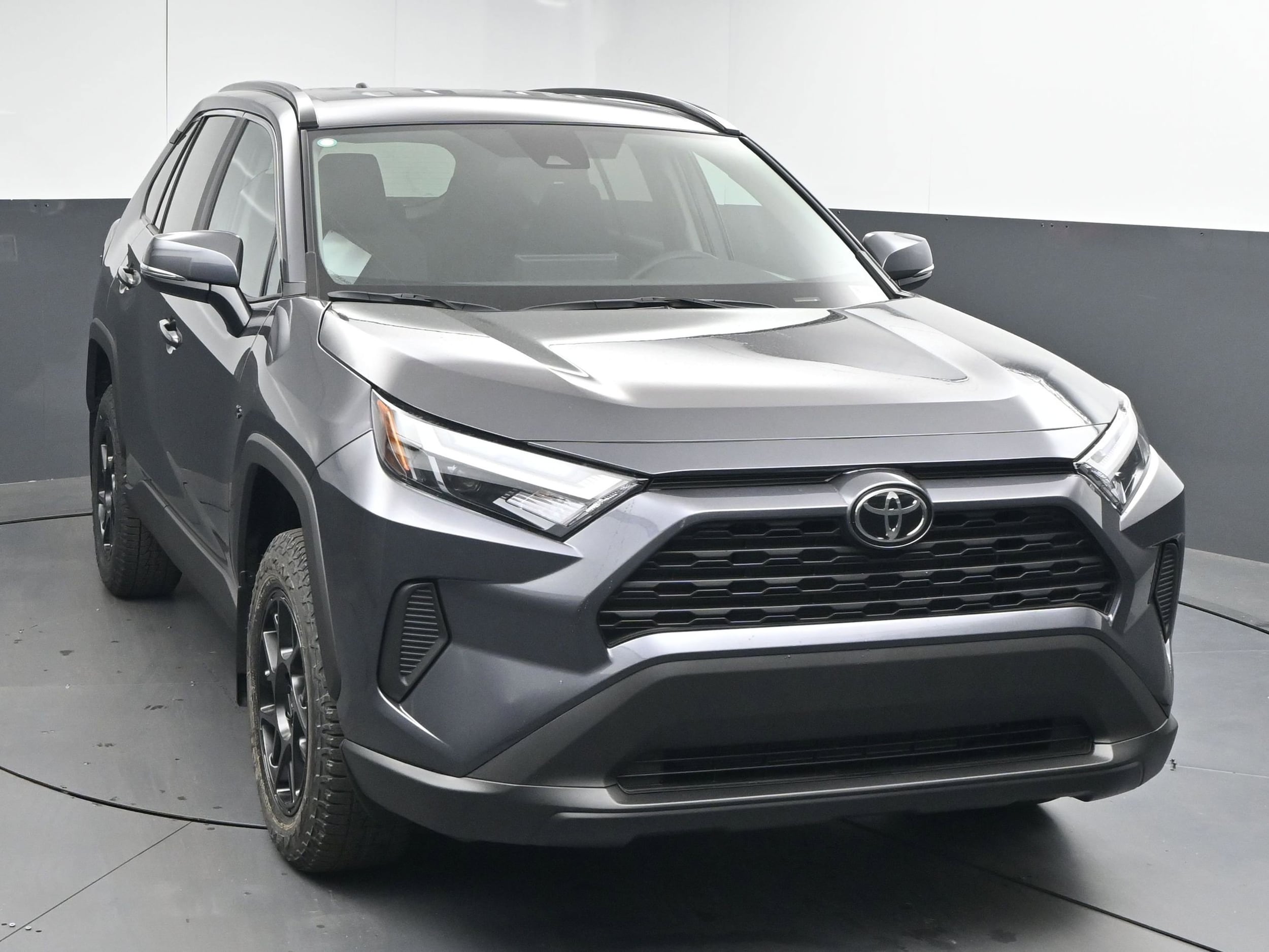 2025 Toyota RAV4 XLE SUV