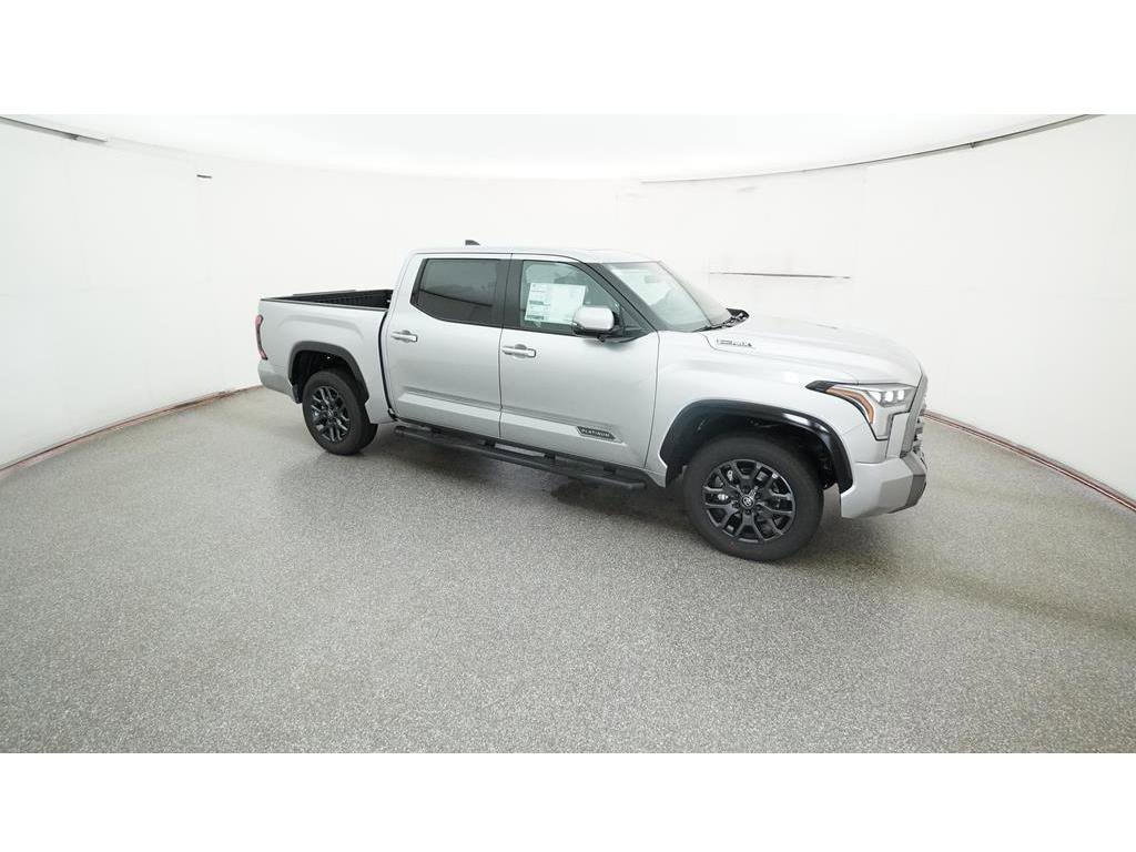 2025 Toyota Tundra Platinum - Photo 12