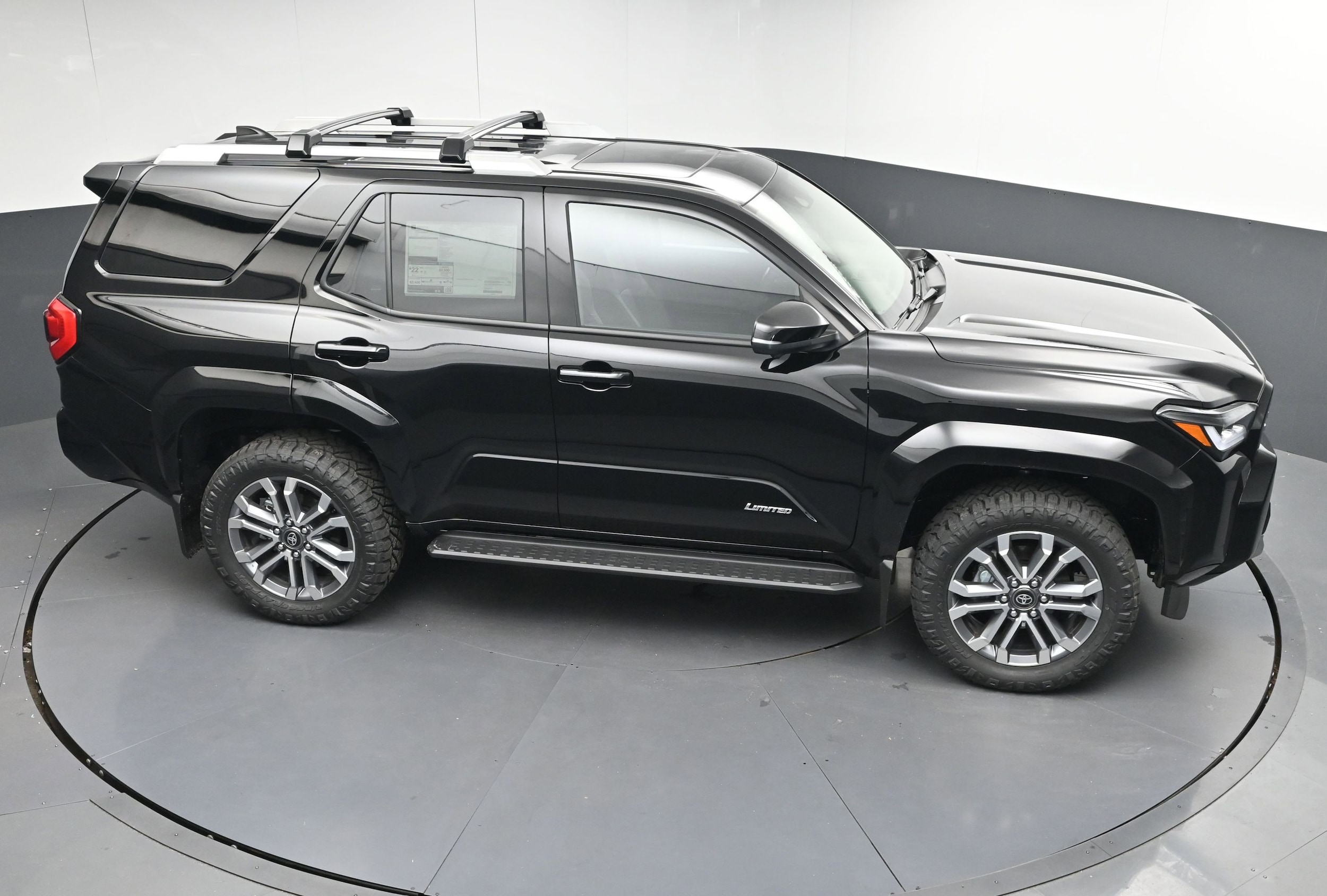 2025 Toyota 4Runner Limited - Photo 33