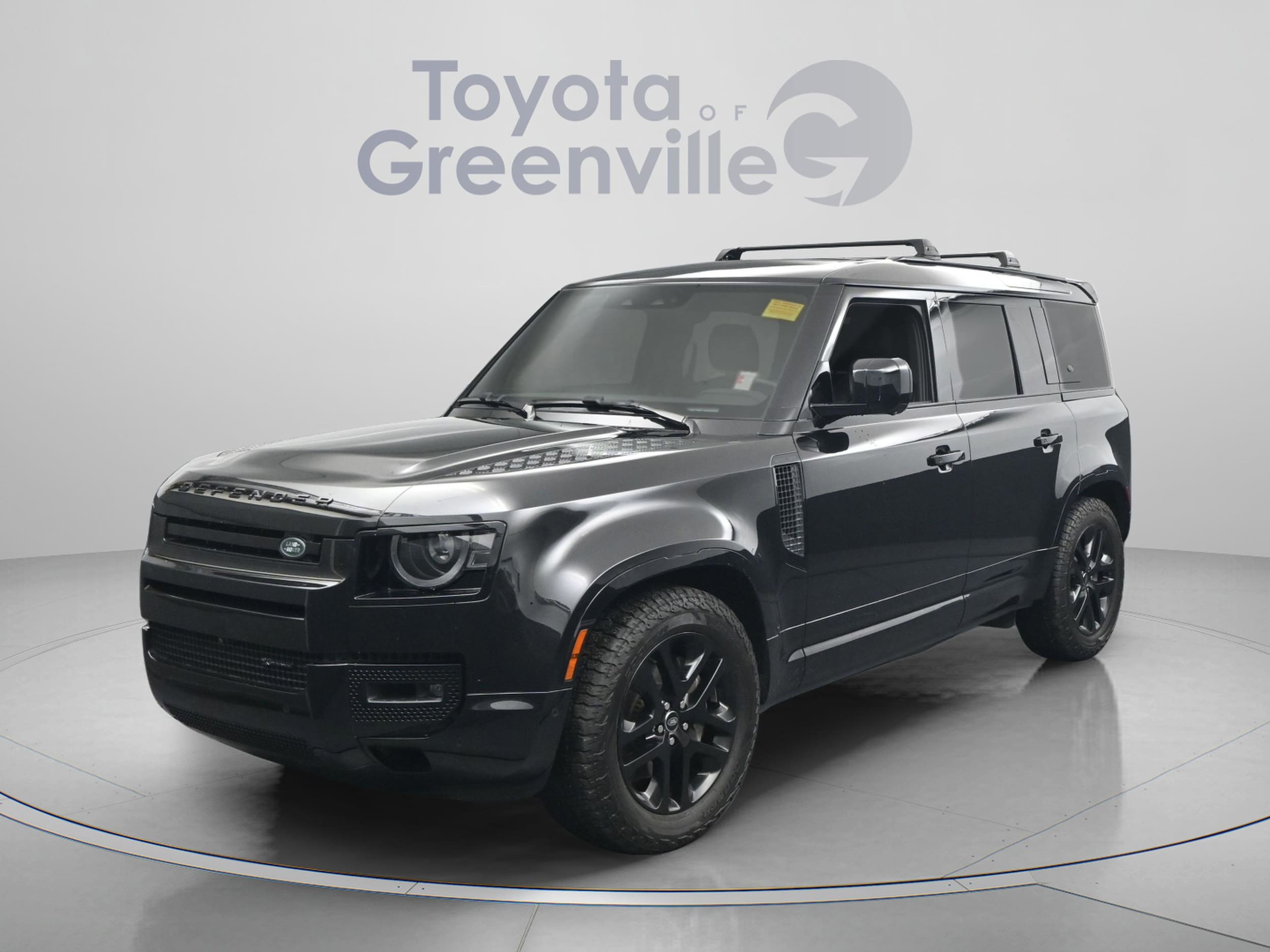 2023 Land Rover Defender X-Dynamic SE's photo