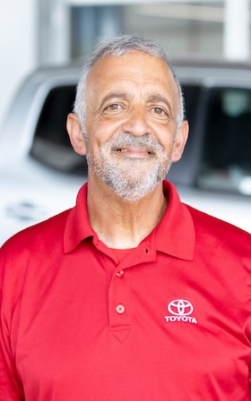 Staff member Sam Aoun from ID_1e5af08c4785