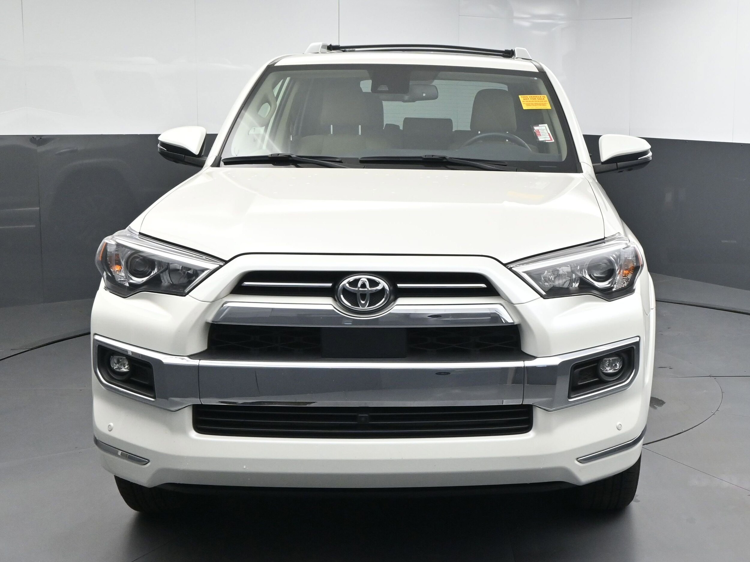 2023 Toyota 4Runner Limited photo 2